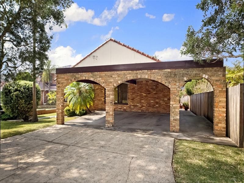 1 Baranbali Street, Beverly Hills NSW 2209