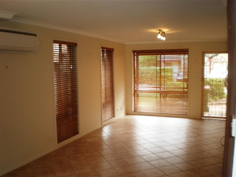 11/11 Owen Jones Row, Menai NSW 2234