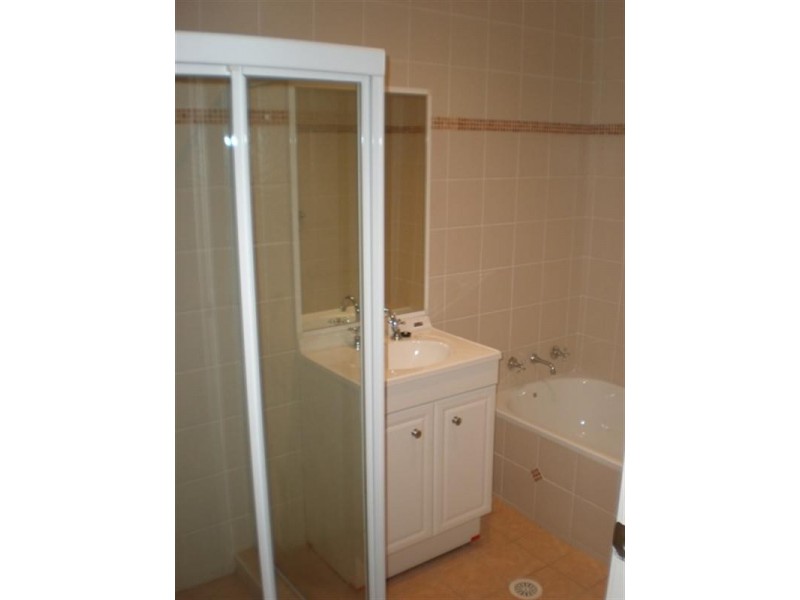 11/11 Owen Jones Row, Menai NSW 2234
