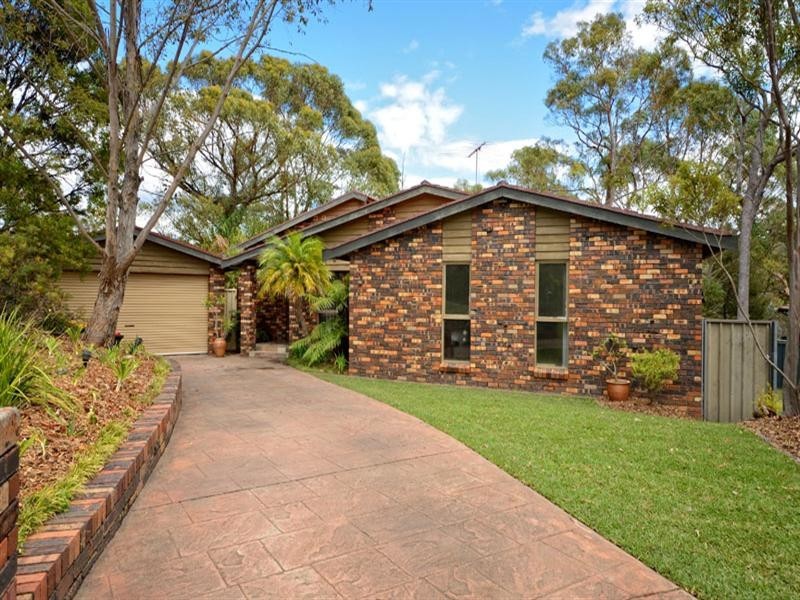 16 Landy Close, Menai NSW 2234