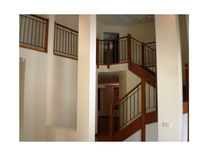 27 Treborth Place, Menai NSW 2234