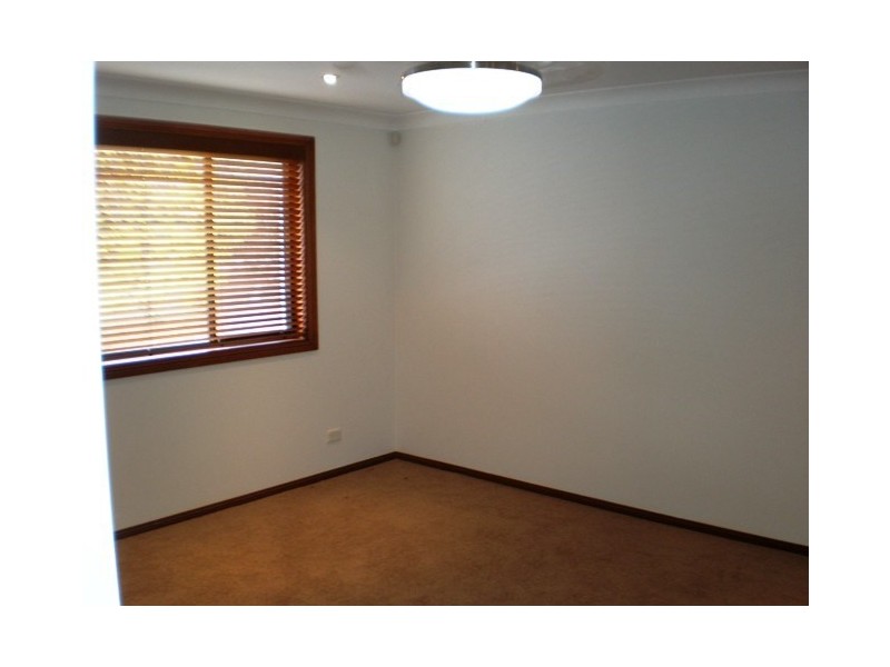 27 Treborth Place, Menai NSW 2234