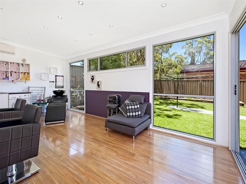 8 Satinwood Close, Alfords Point NSW 2234