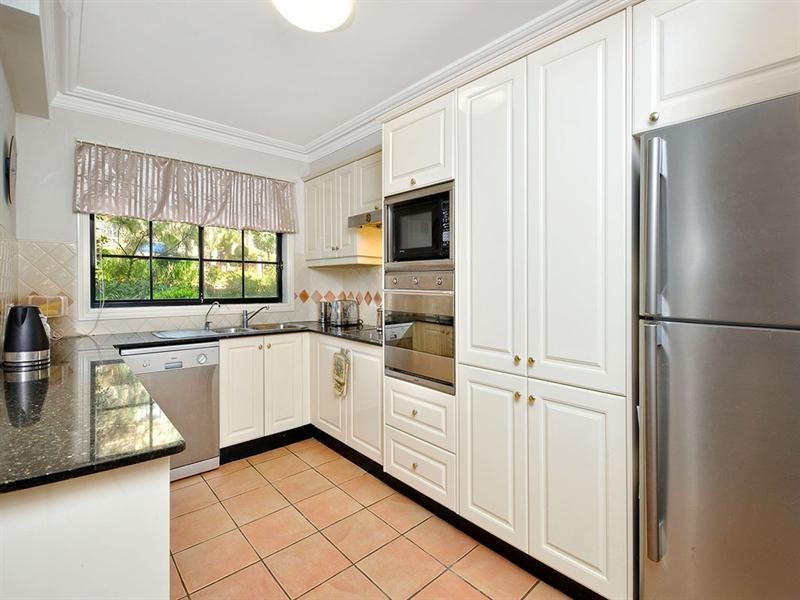 H4/6 Schofield Place, Menai NSW 2234