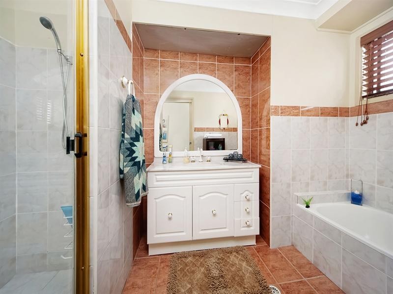 3 Baudin Close, Illawong NSW 2234