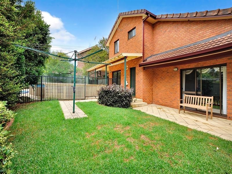 3 Lee Place, Illawong NSW 2234
