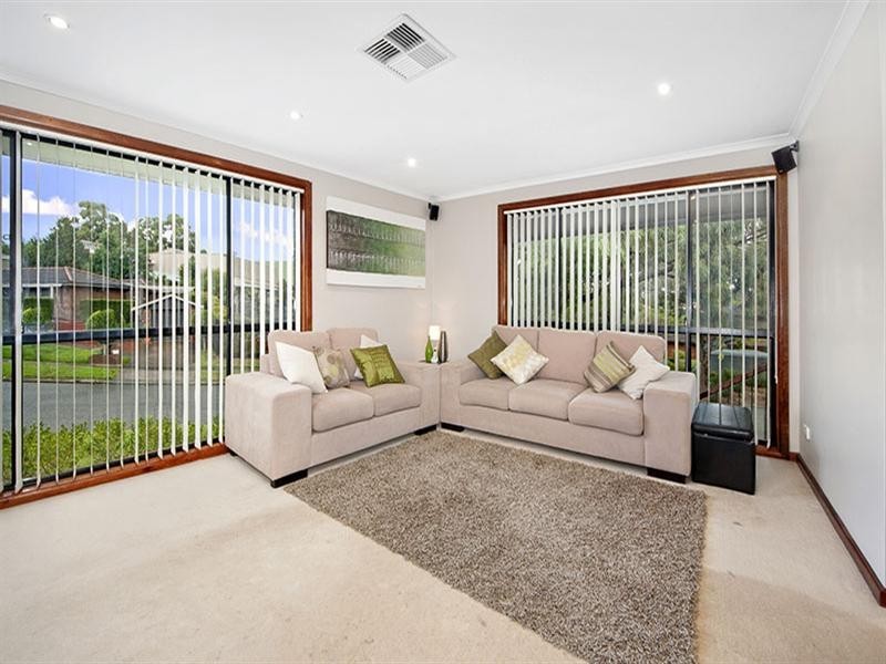 11 Bodalla Crescent, Bangor NSW 2234