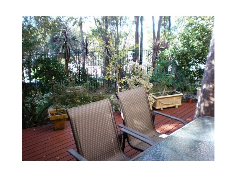 2/28 Berry Grove, Menai NSW 2234