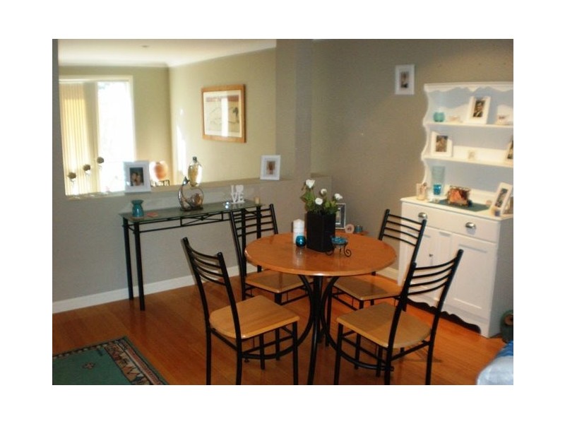 2/28 Berry Grove, Menai NSW 2234