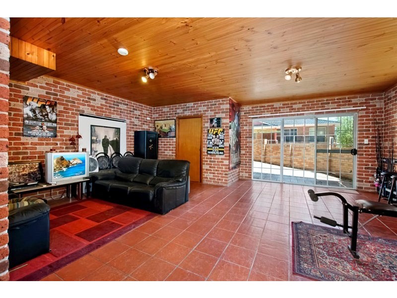 117 Fowler Road, Illawong NSW 2234