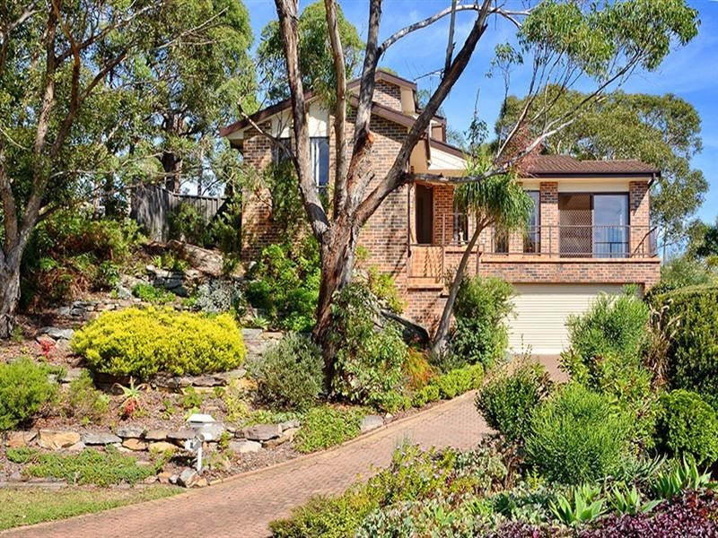 6 Renard Close, Illawong NSW 2234