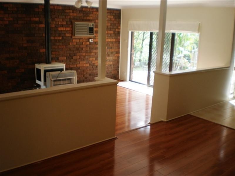 1 Barker Close, Illawong NSW 2234