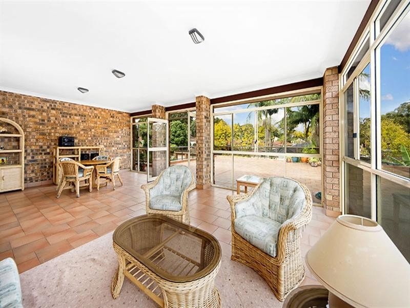 41 Henry Lawson Drive, Peakhurst NSW 2210