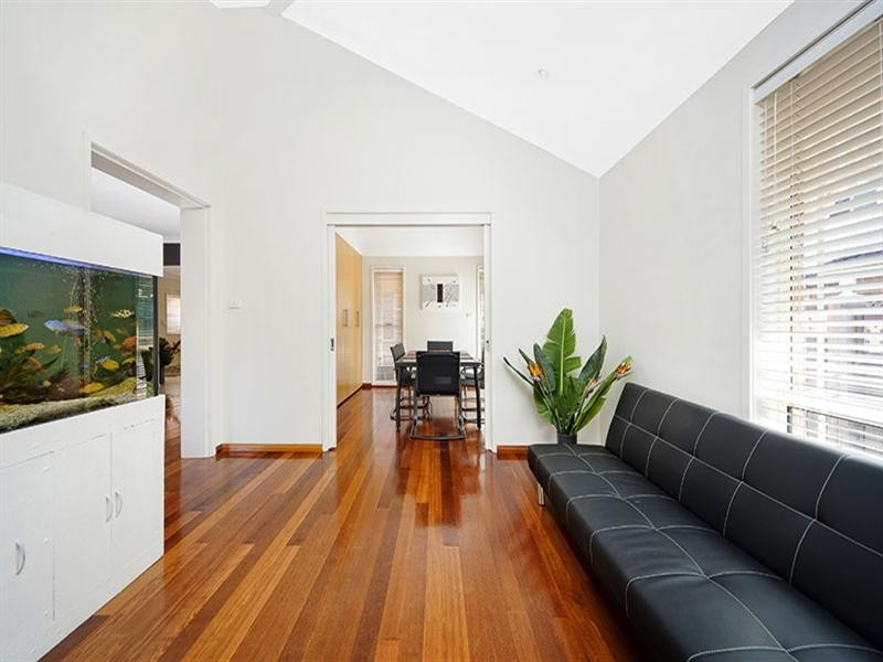 7 Poinciana Row, Menai NSW 2234