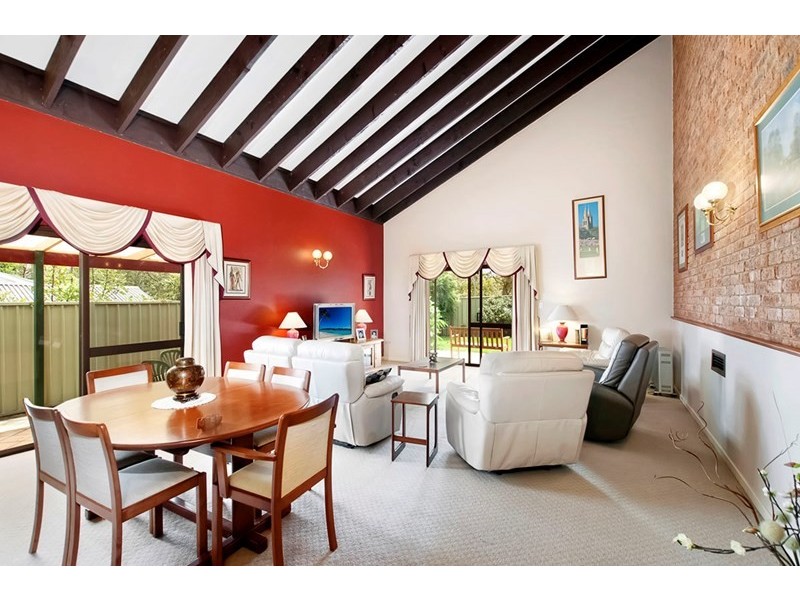 3 Lee Place, Illawong NSW 2234