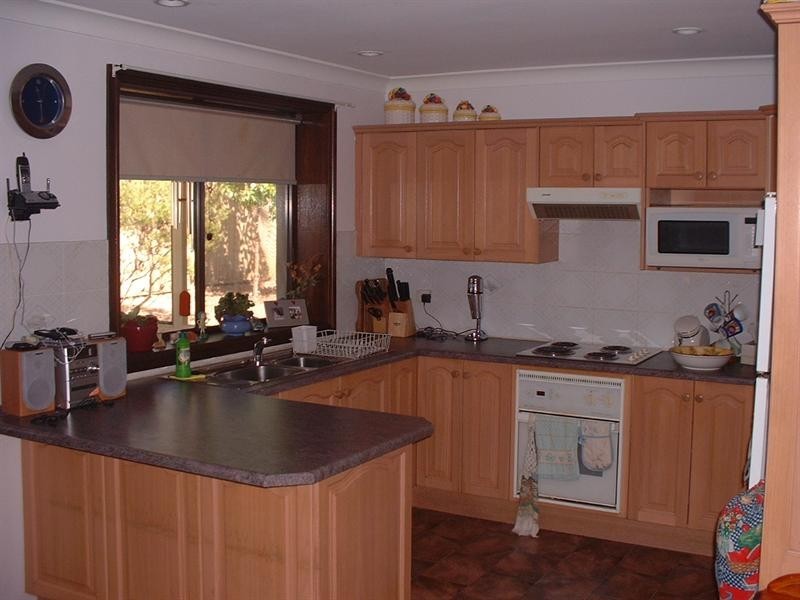 1a Barker Close, Illawong NSW 2234