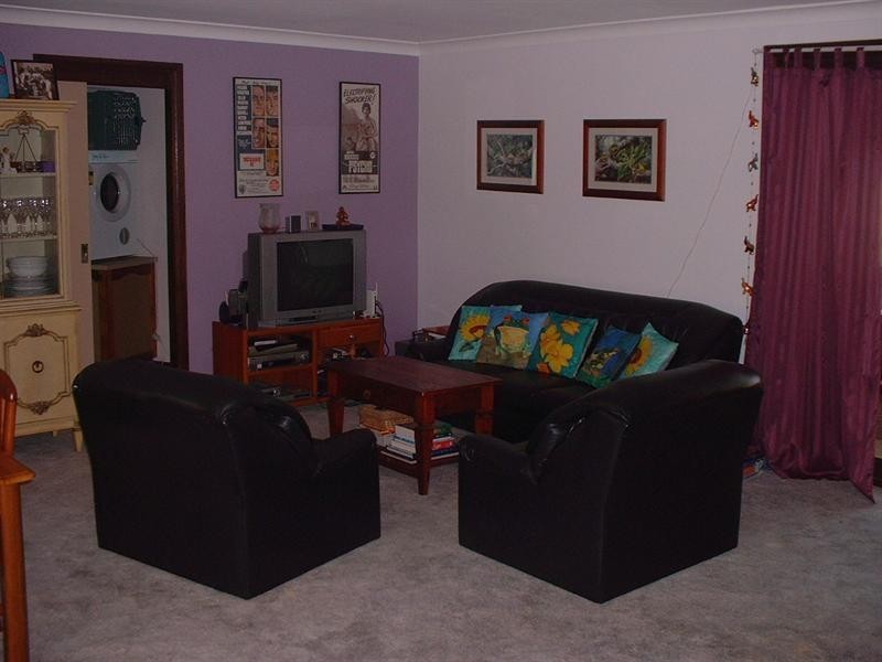 1a Barker Close, Illawong NSW 2234