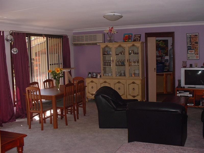 1a Barker Close, Illawong NSW 2234