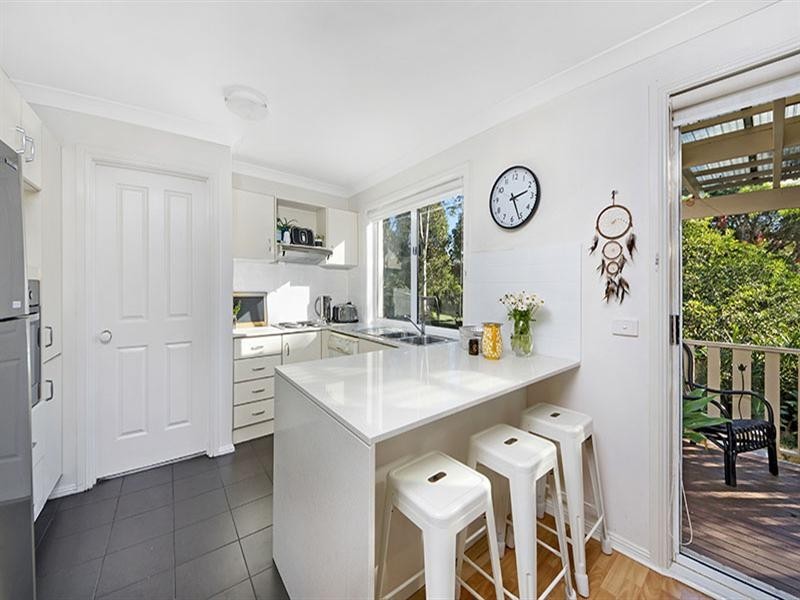 9 Oakwood Way, Menai NSW 2234