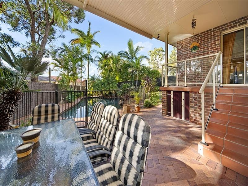 4 Snowgum Place, Alfords Point NSW 2234