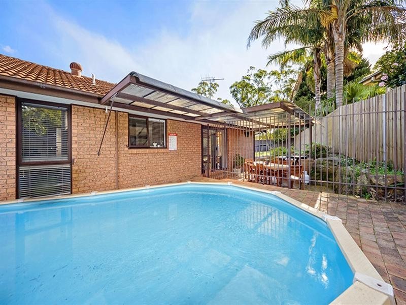 33 Jervis Drive, Illawong NSW 2234