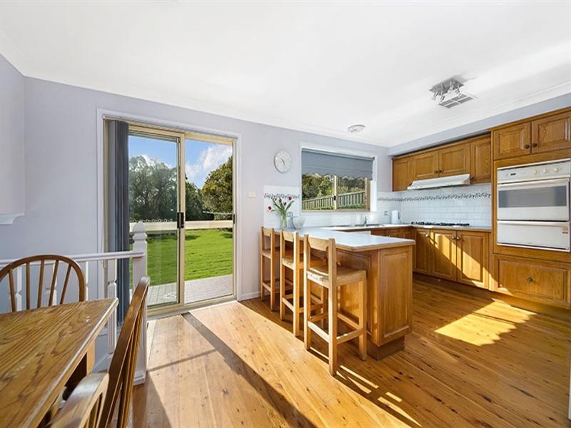 10 Moonah Place, Alfords Point NSW 2234