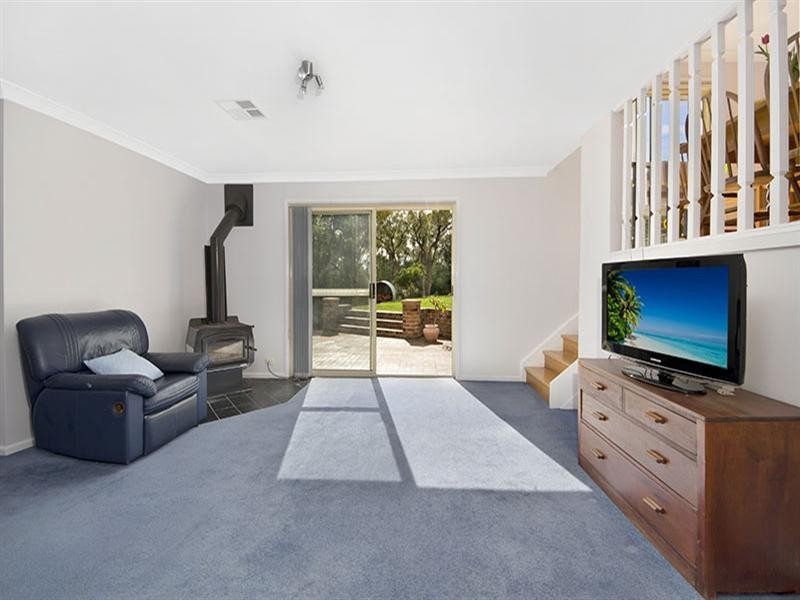 10 Moonah Place, Alfords Point NSW 2234
