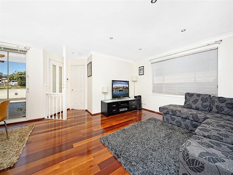 26E Nicolson Circuit, Menai NSW 2234