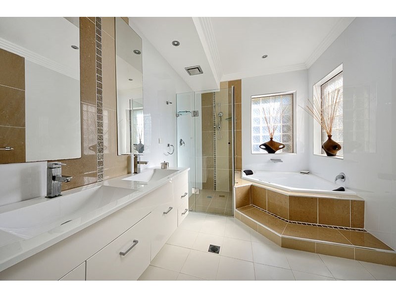 81A Bignell Street, Illawong NSW 2234