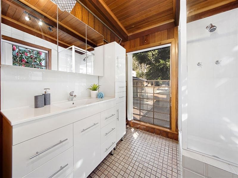 8 Thorp Road, Woronora NSW 2232