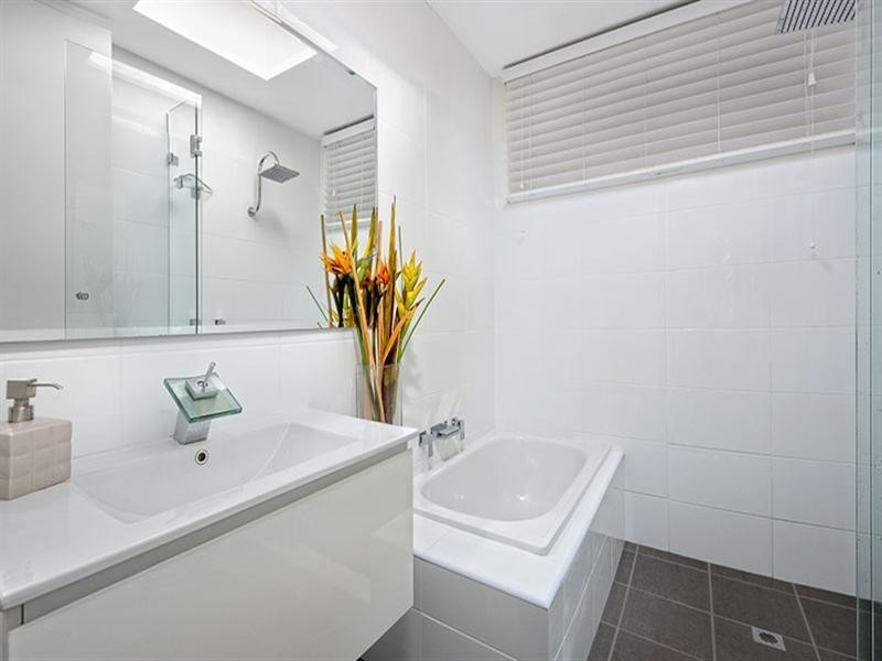 5 Hoover Place, Bonnet Bay NSW 2226