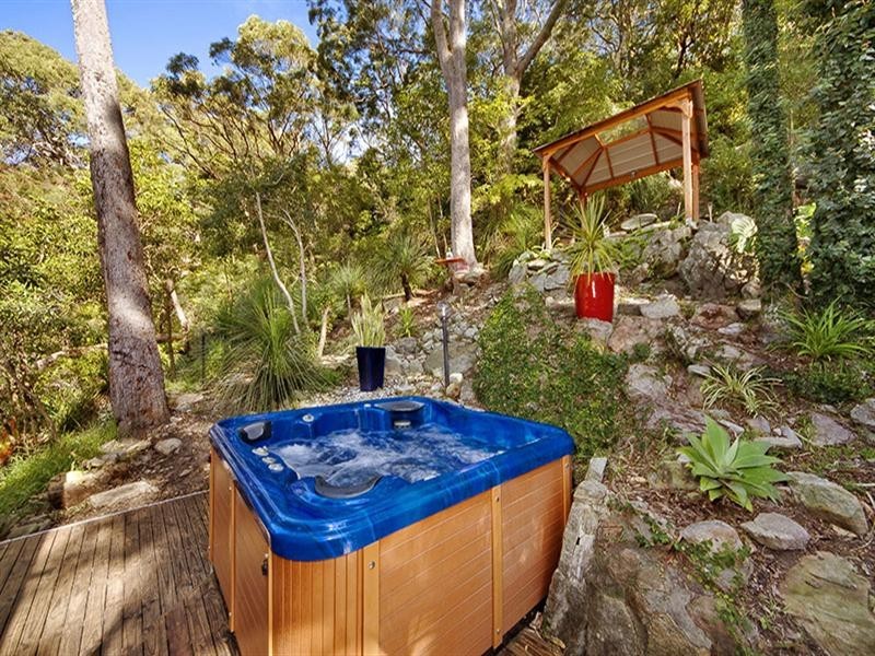 5 Hoover Place, Bonnet Bay NSW 2226