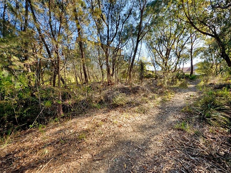 11 Bataan Close, Illawong NSW 2234