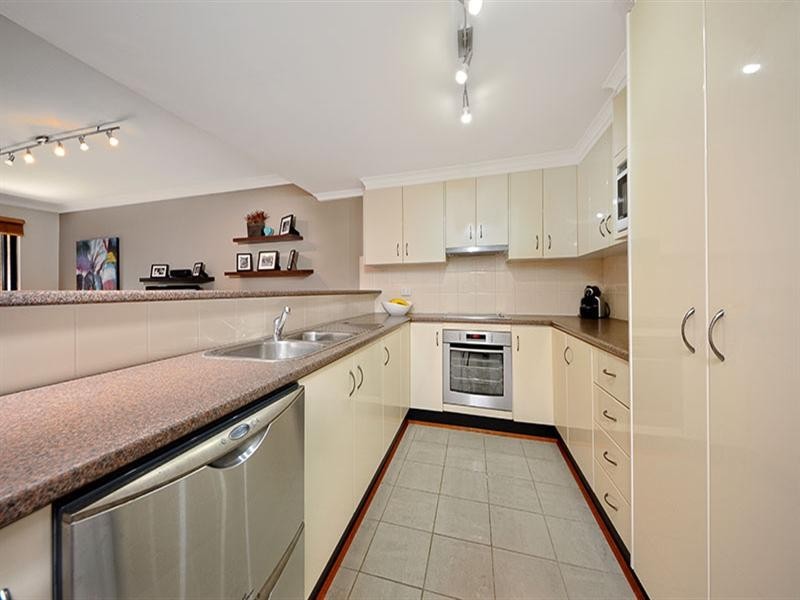 15/92-96 Allison Crescent, Menai NSW 2234