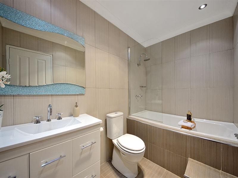 15/92-96 Allison Crescent, Menai NSW 2234