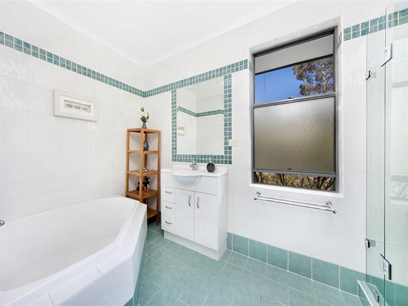 17 Tonkies Place, Menai NSW 2234