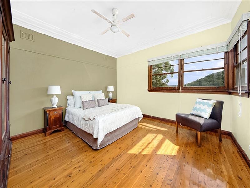 96 Prince Edward Park Road, Woronora NSW 2232