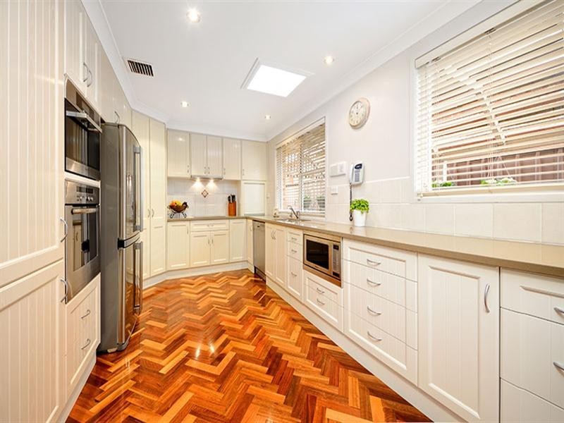 15 Coachwood Crescent, Alfords Point NSW 2234