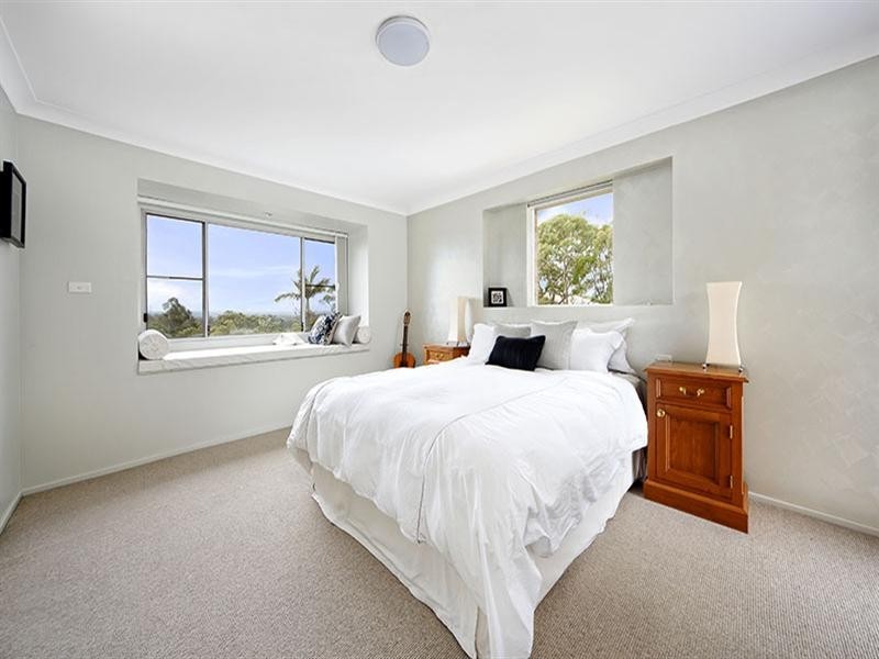 15 Coachwood Crescent, Alfords Point NSW 2234