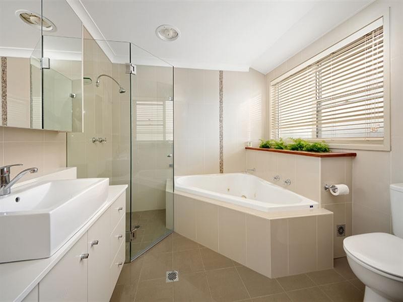 15 Coachwood Crescent, Alfords Point NSW 2234