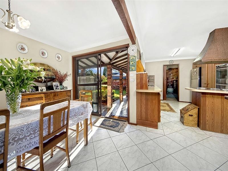 6 Belbowrie Close, Bangor NSW 2234