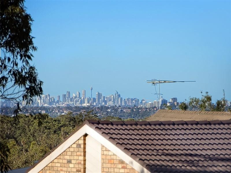 6 Belbowrie Close, Bangor NSW 2234