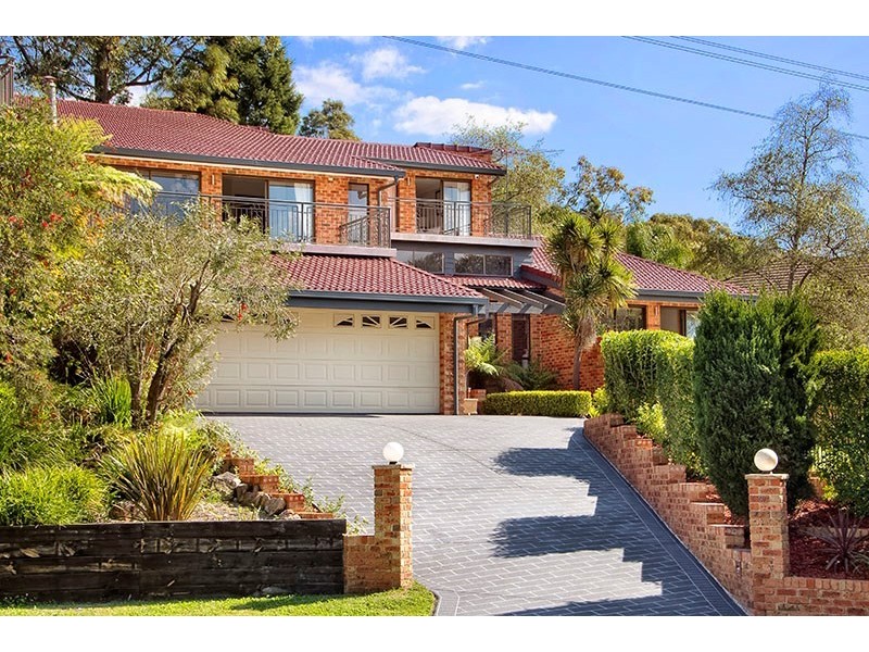 22 Waverly Place, Illawong NSW 2234