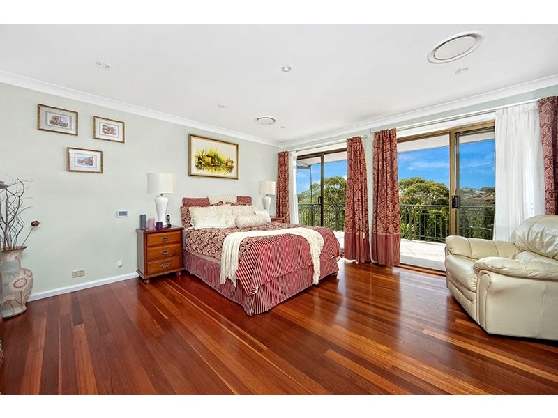 22 Waverly Place, Illawong NSW 2234