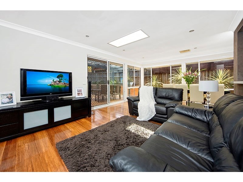 9 Redbush Grove, Menai NSW 2234