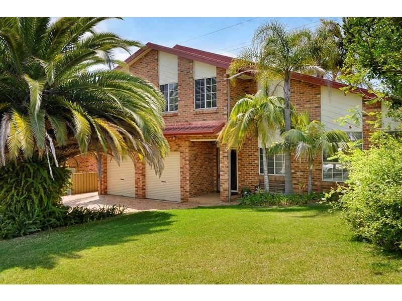 8 Moonah Road, Alfords Point NSW 2234