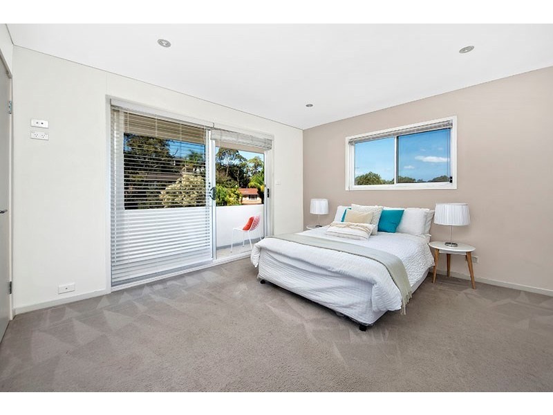 15 Wales Close, Illawong NSW 2234