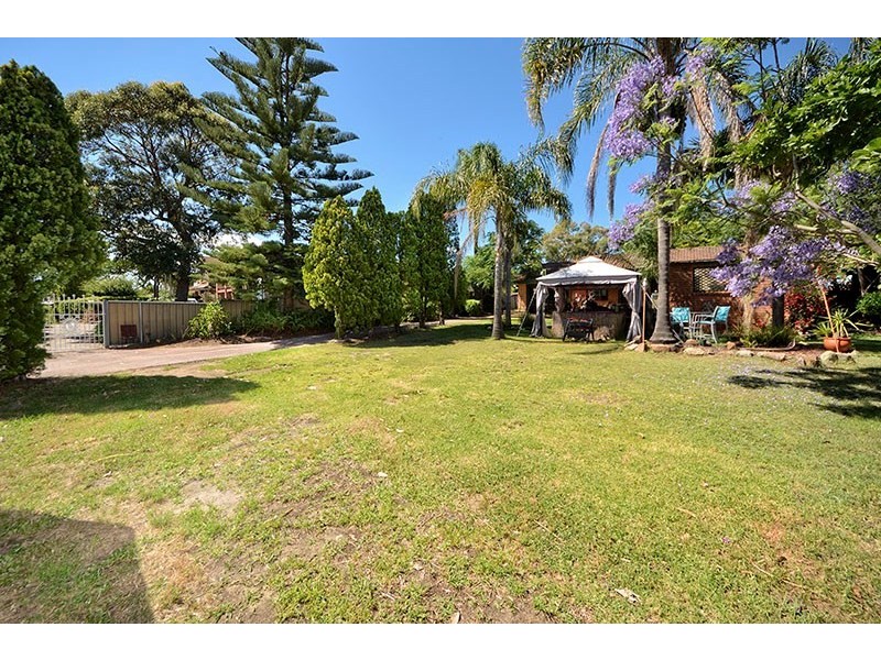 41 Mariner Road, Illawong NSW 2234