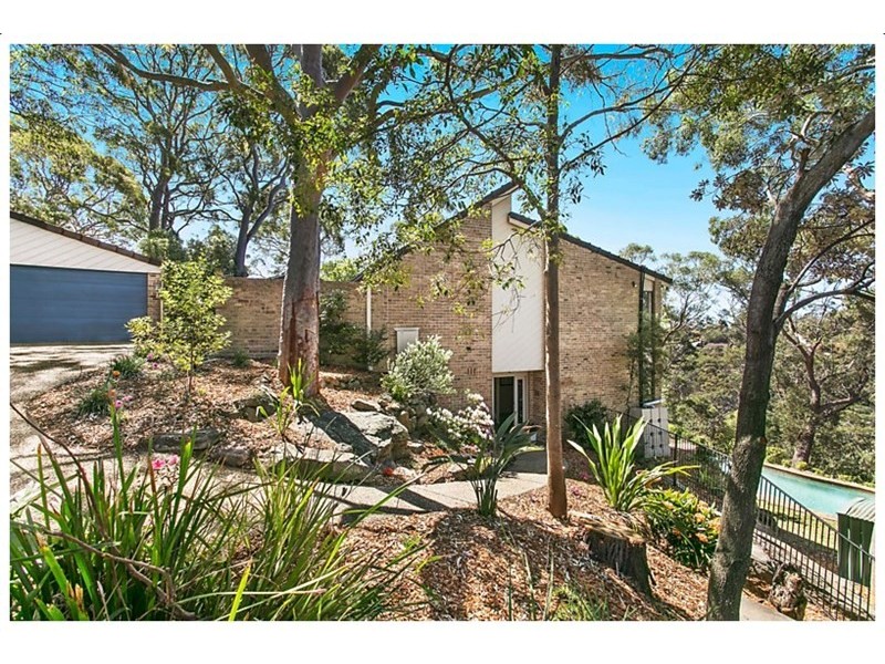 5 Walsh Close, Illawong NSW 2234