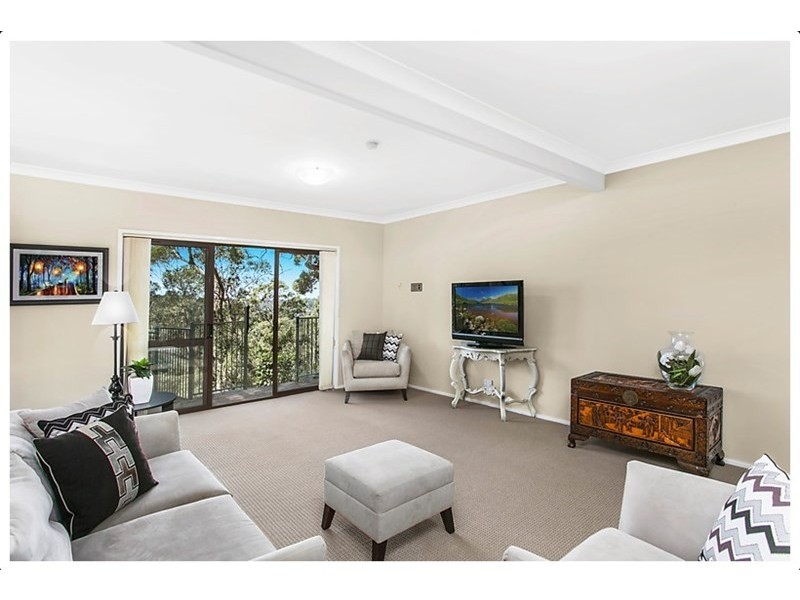 5 Walsh Close, Illawong NSW 2234